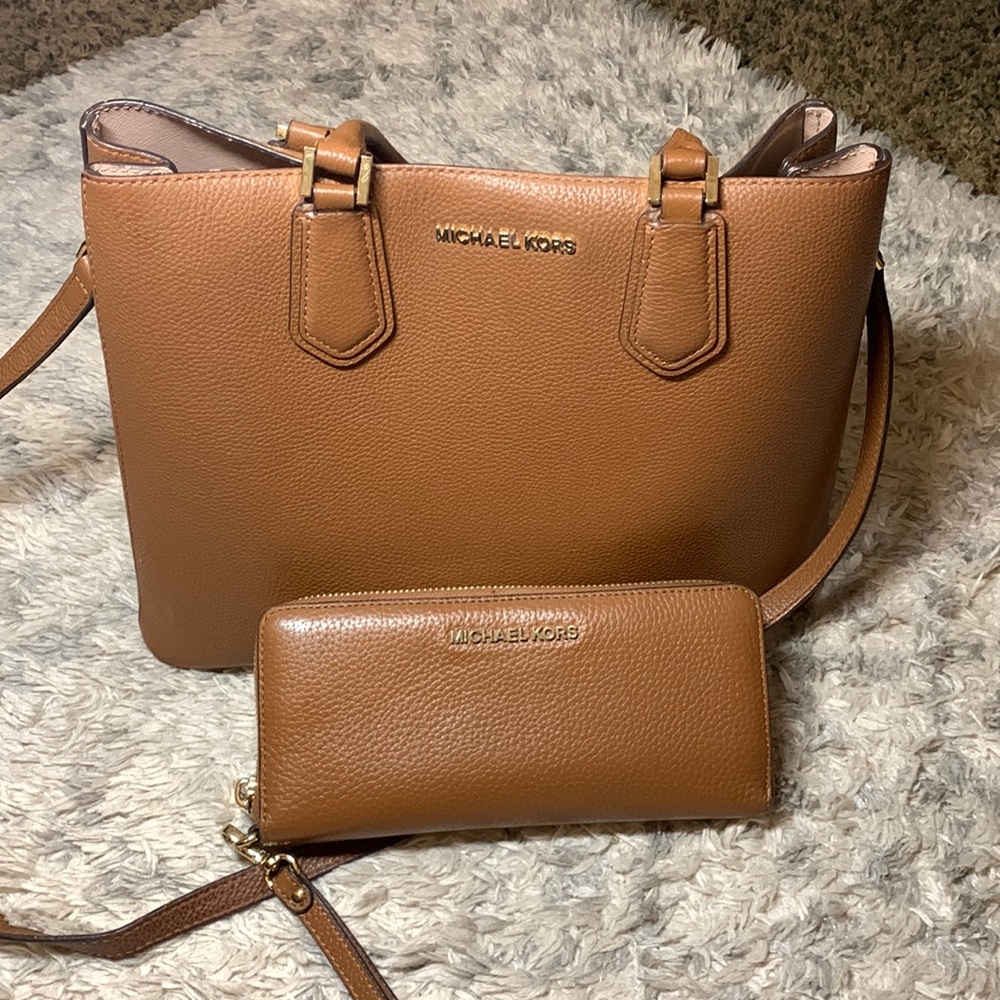 Michael Kors Tote & Matching Wallet
